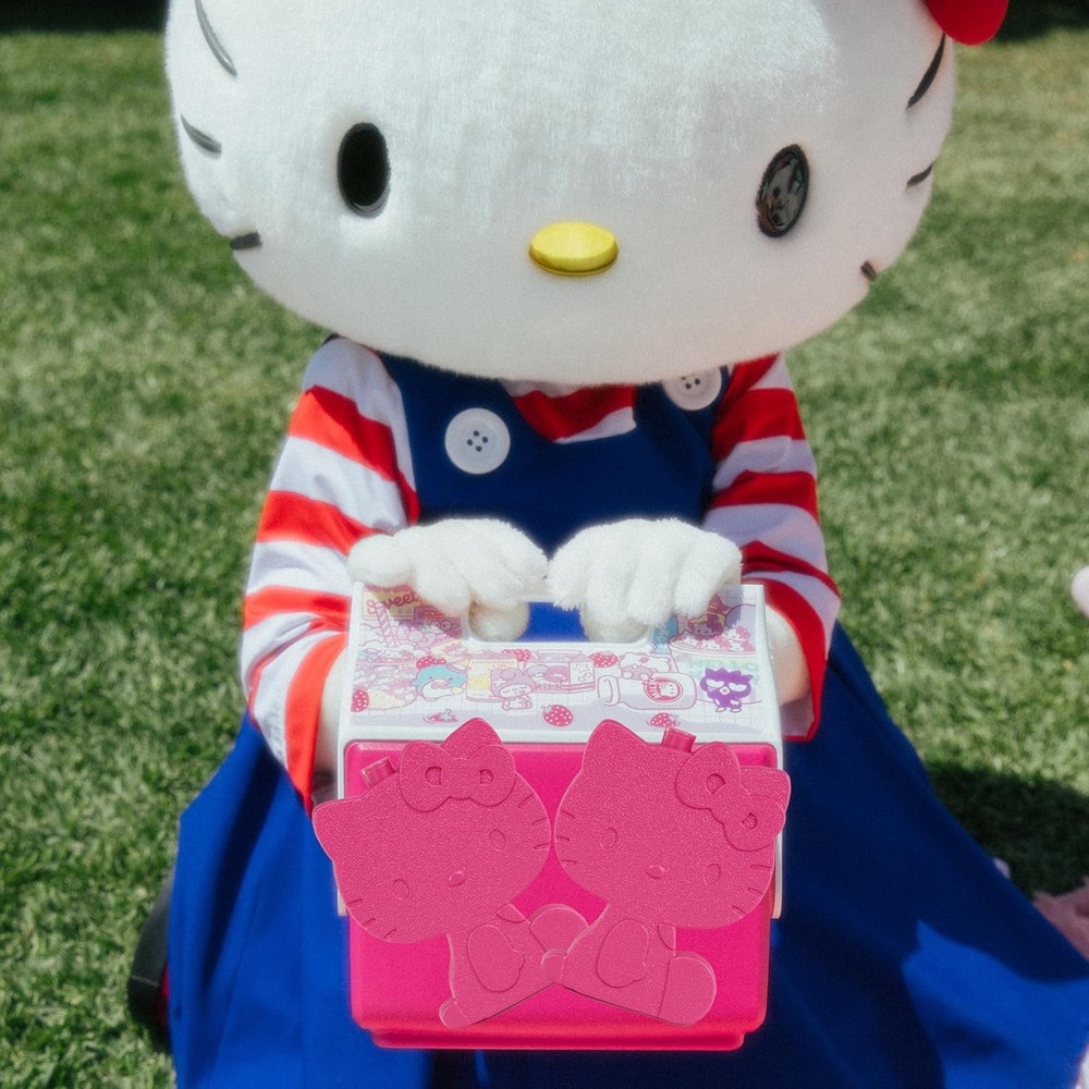 Igloo Hello Kitty Cooler Collection Small, Ice