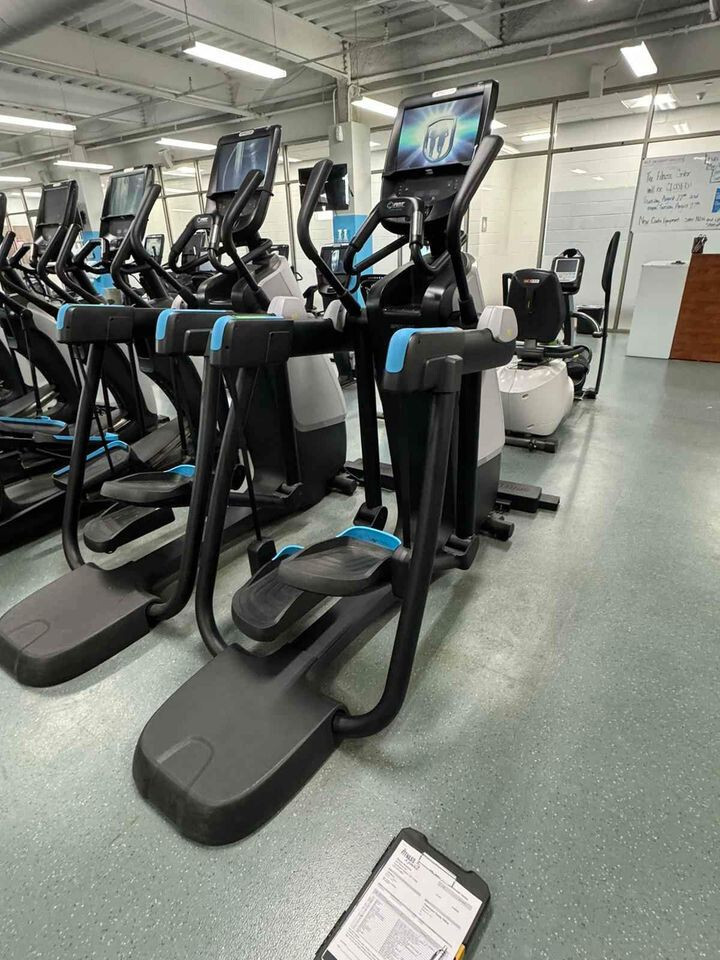 Precor AMT 885 with Open Stride w/ P82 Console  - Cleaned & Serviced