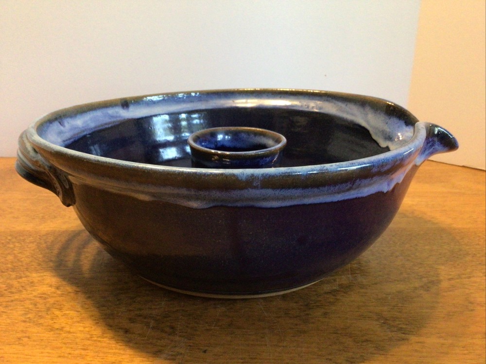 handmade pottery turtle baking dish signed BW SELLERS 11”