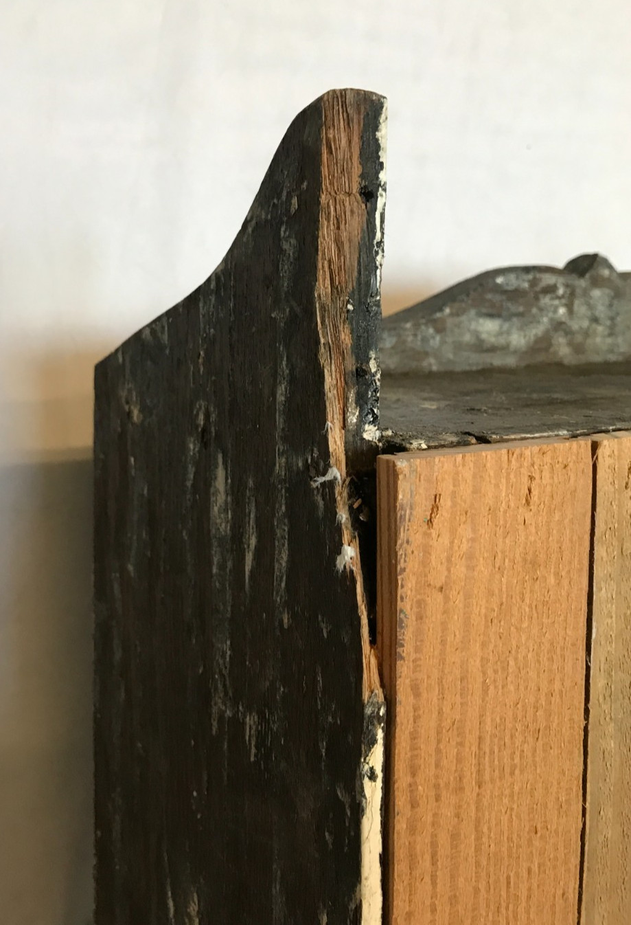 VTG Oak 19x28 Hardwood Wall Mount Medicine Cabinet with Towel Bar Old 474-26B