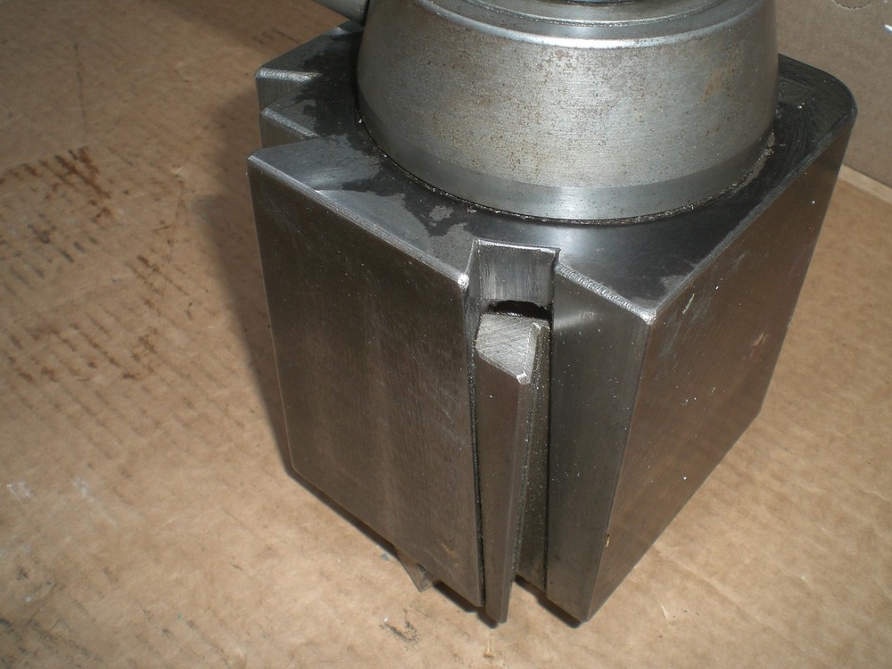 Genuine Aloris DA tool post