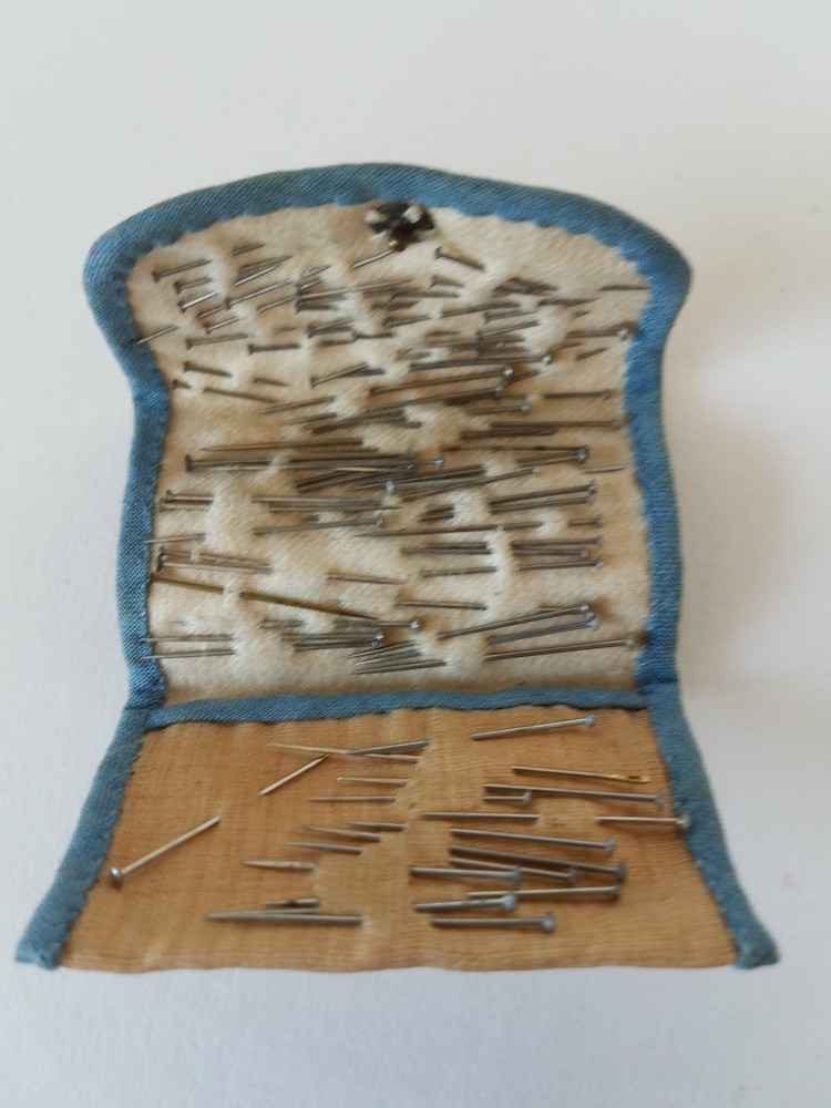 Needle Pin Case Boating Theme Embroidered Wallet