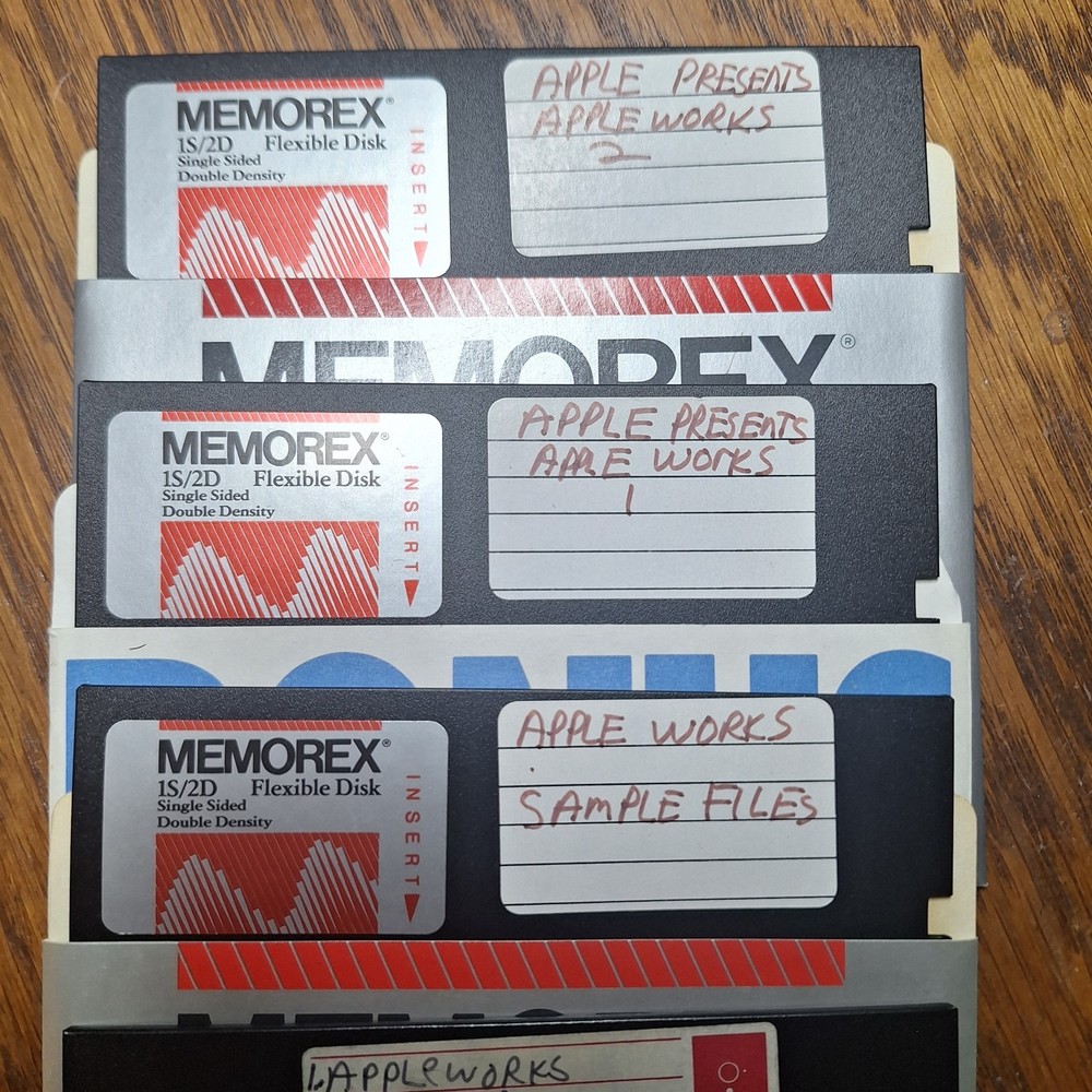 Apple Works Instructions 5.25" Floppy Disk (5)