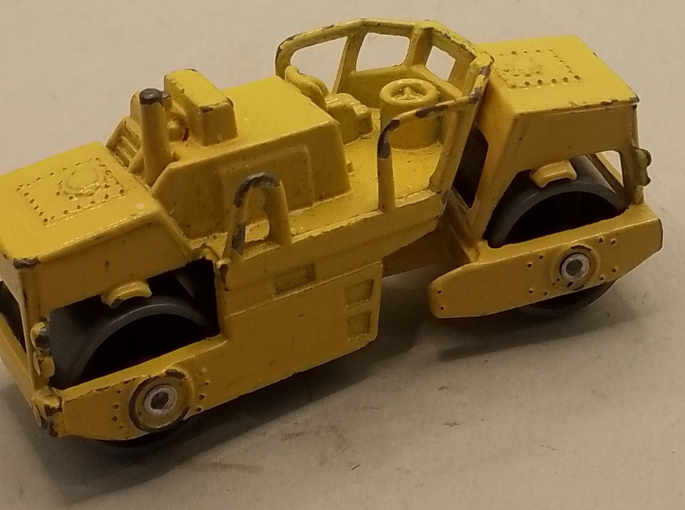 Unbranded yellow Road Roller