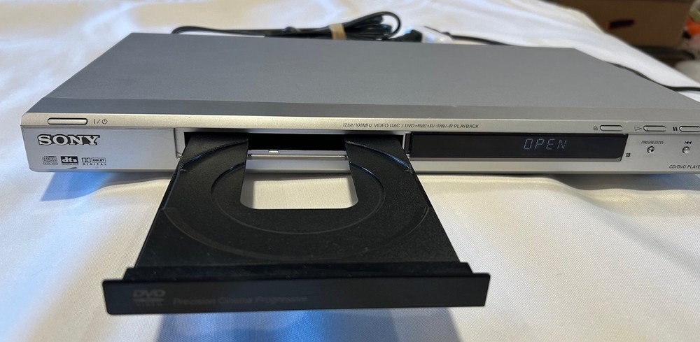 SONY DVP-NS41P CD/DVD Player ** TESTED / WORKS **