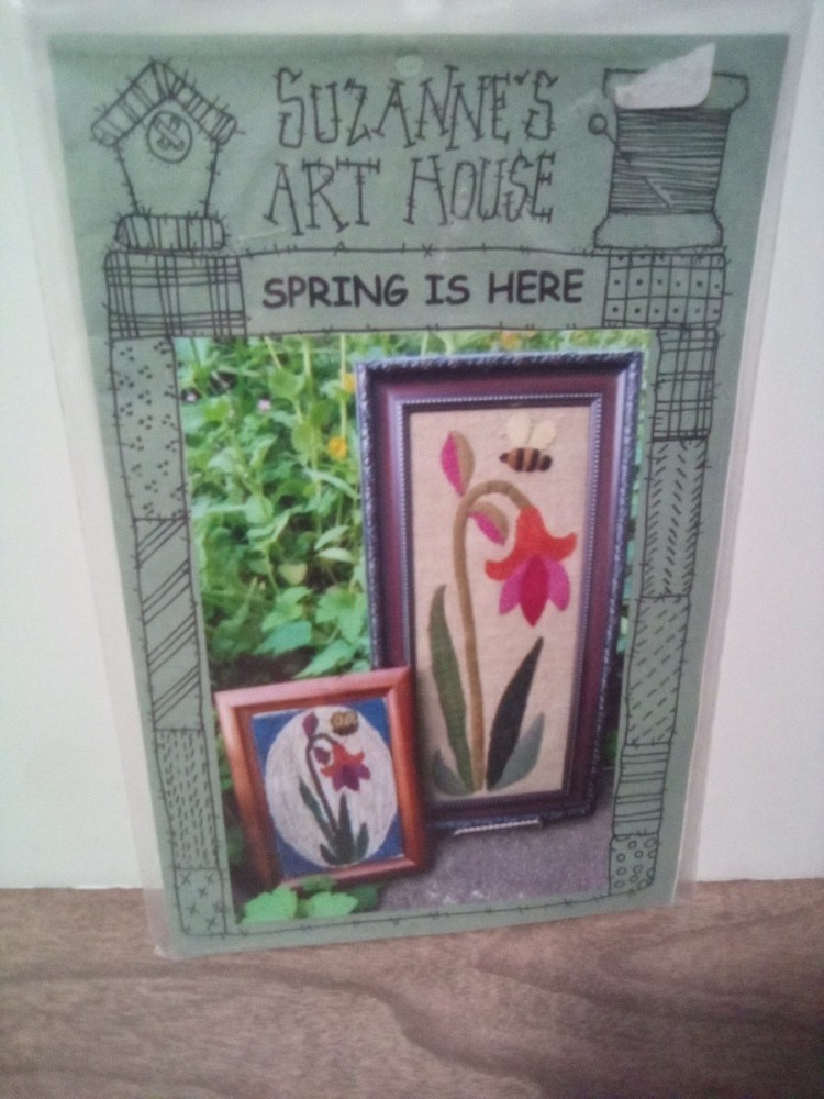 Suzanne's Art House Spring Is Here Wool  Punch Needle Kit Pattern & Fabric