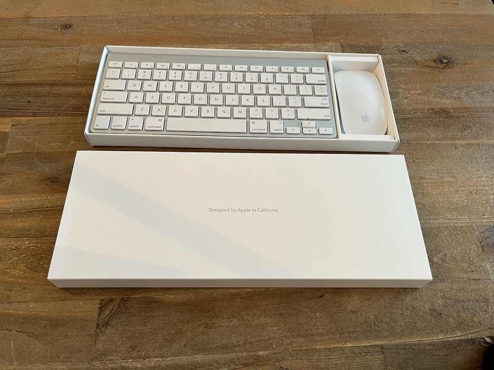 Apple Mac Wireless Bluetooth Keyboard A1314 & Magic Mouse A1296 Battery Powered