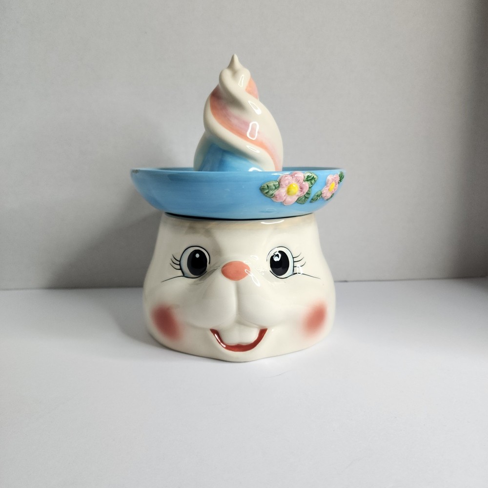 Cracker Barrel Bunny Rabbit Ceramic Citrus Juicer Reamer 2Piece Set Easter Decor