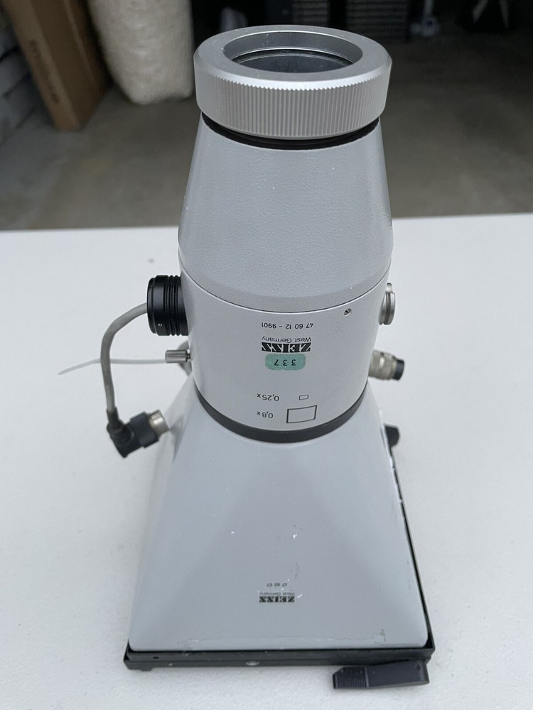 Carl Zeiss Microscope including Power Supply and Magnetic Electronic Shutter