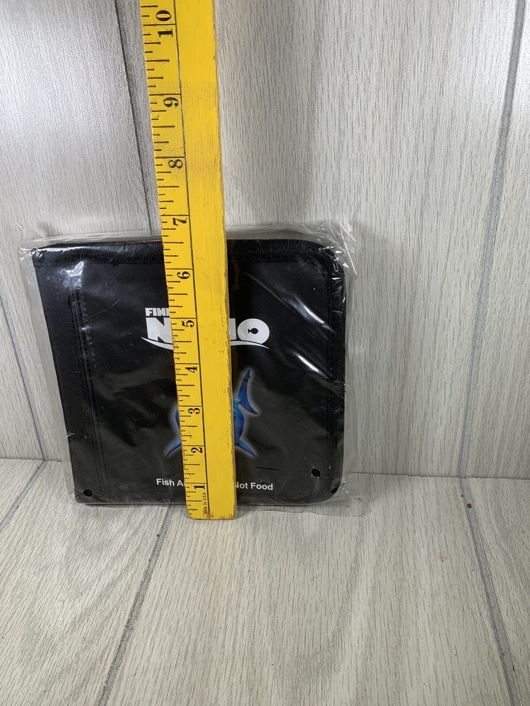 FINDING NEMO DISNEY/ PIXAR DVD CD Storage 12 DISC WALLET CASE LOGIC Black