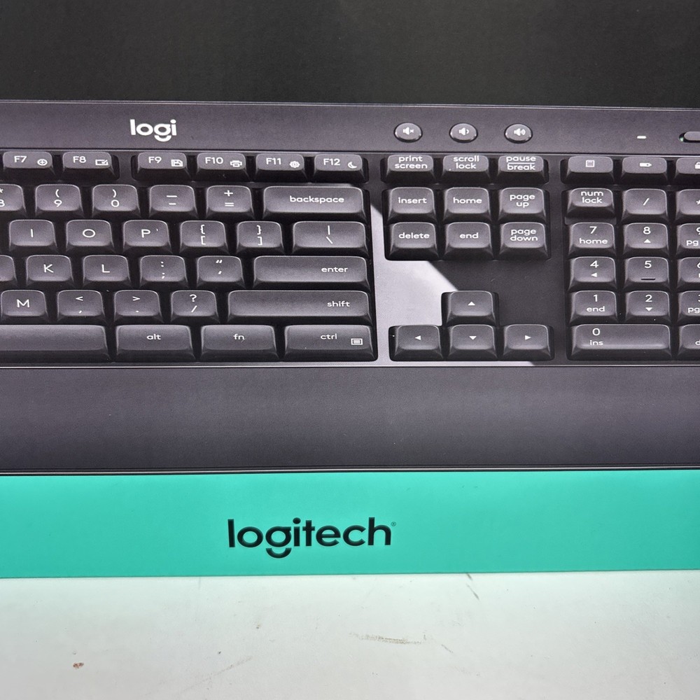 Logitech Advanced MK540 Keyboard Mouse Combo New