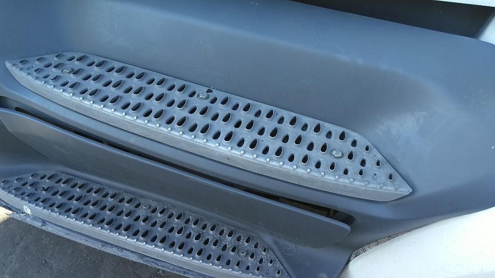 For 2020 PETERBILT 579 FAIRING STEP Right ,  OH