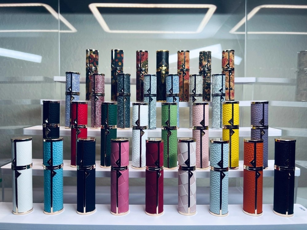 Portable Mini Refillable Atomizer Cowhide Material Travel Size 5ml