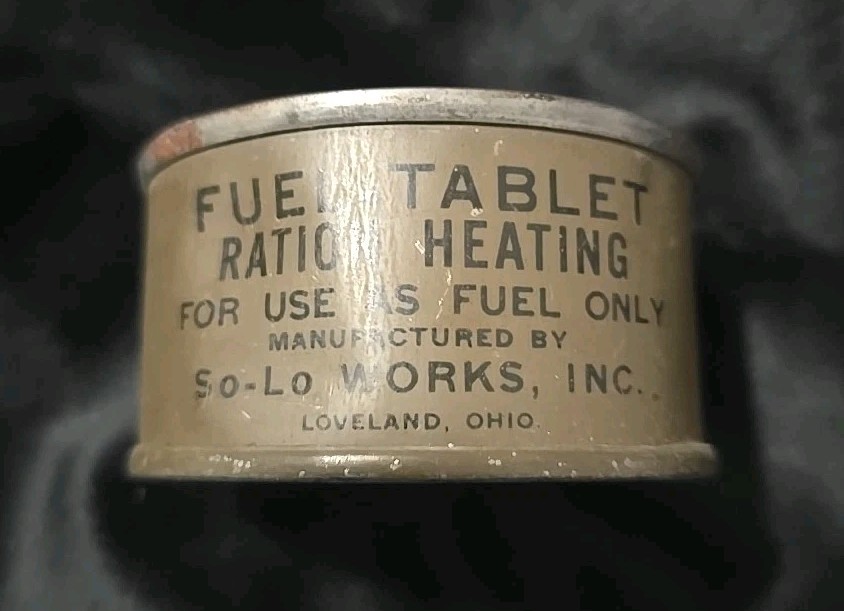 ORIGINAL WWII US ARMY MESS RATION FUEL TABLET HEATING TABLET TIN