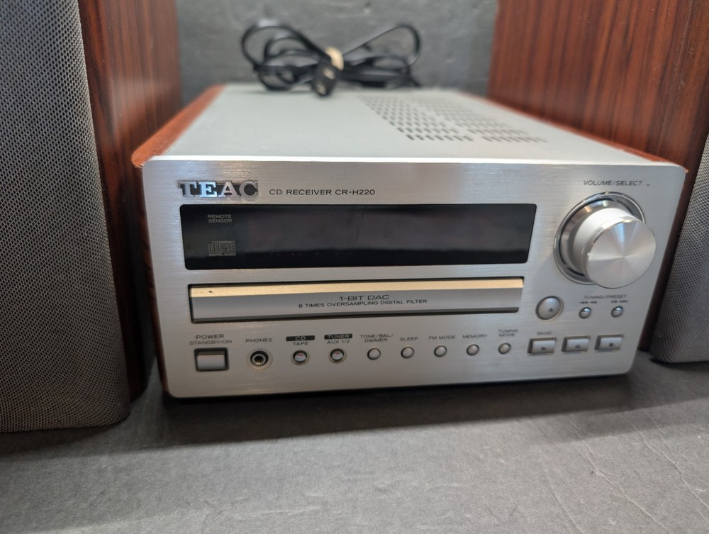 TEAC CD RECEIVER CR-H220 + Speakers TESTED WORKING