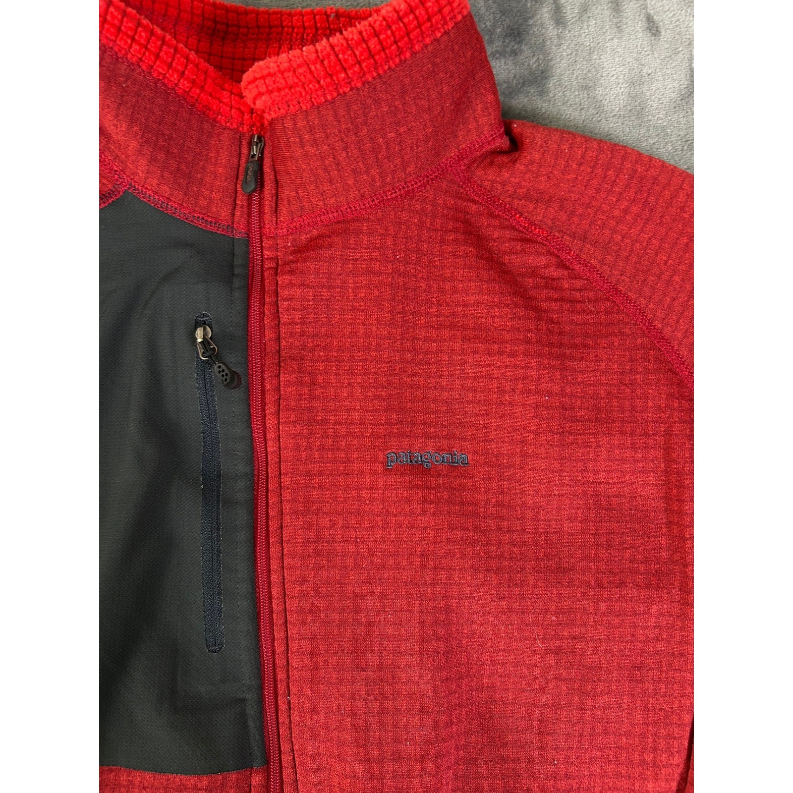 Y2K Patagonia Mens XL R1 Sweater Fleece Pullover Red Quarter Zip Outdoor Top