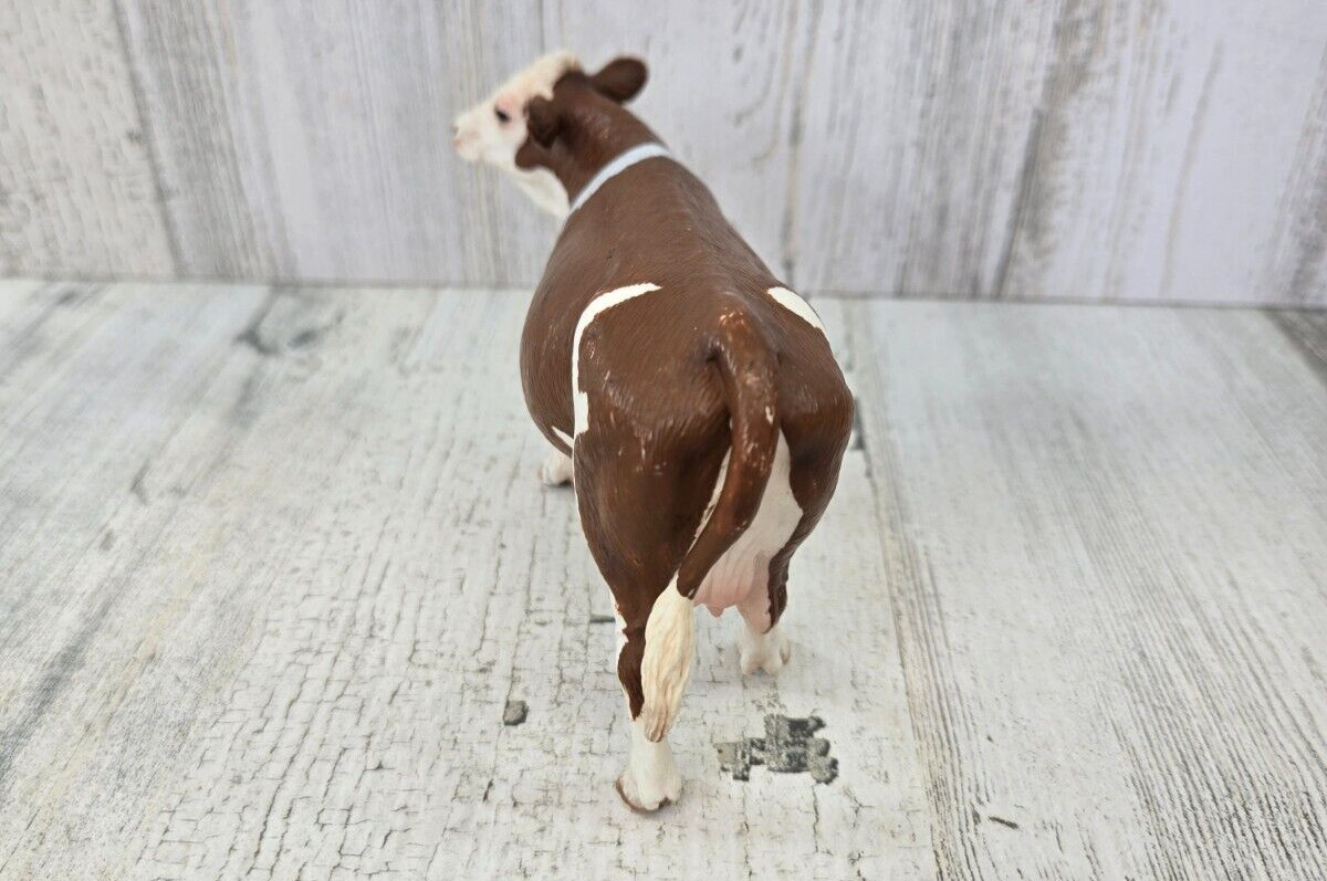 Schleich Dairy Cow Farm Animal D73527 Brown and White
