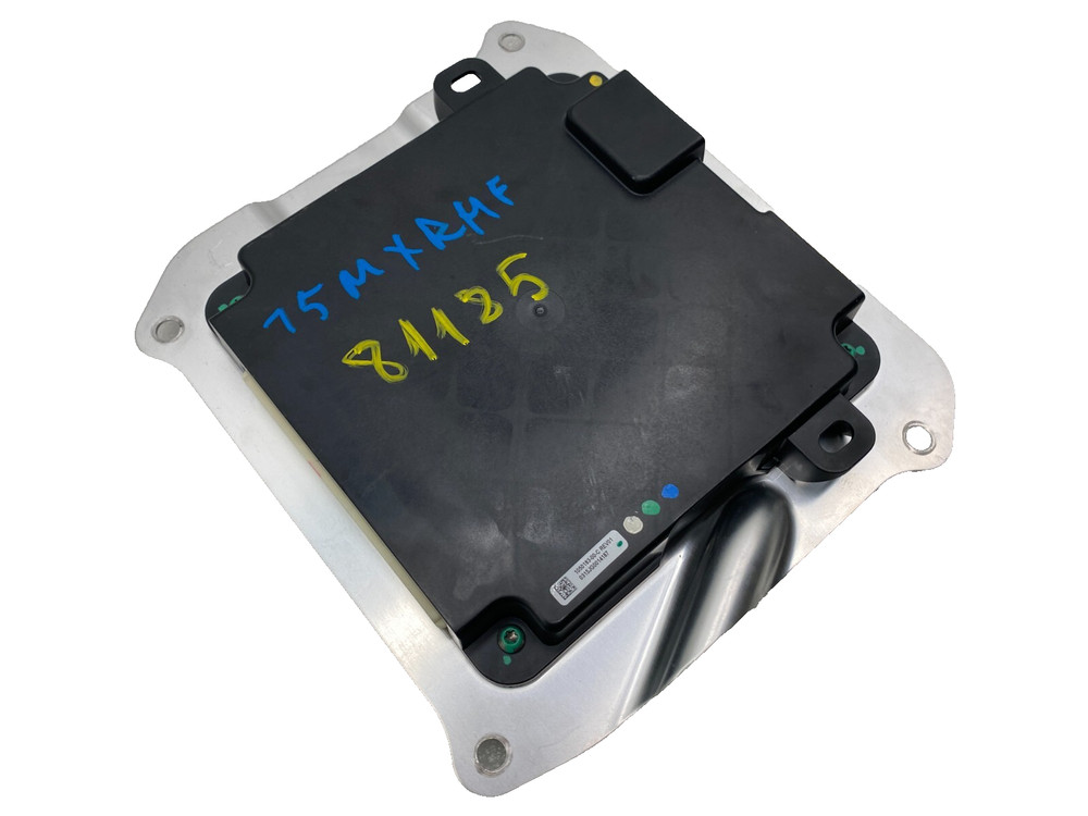 ⭕16-20 Tesla Model X Front Passenger Side Door Control Module Right 1050183-00-C