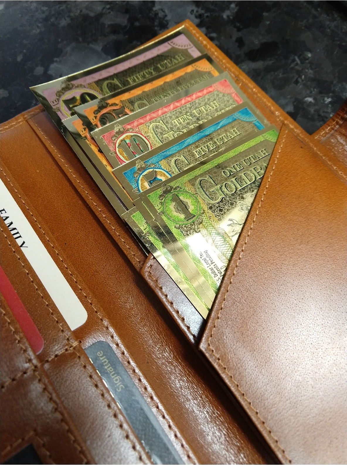 GOLDBACK BROWN LEATHER WALLET - HOLDS 1,5,10,25,50 GOLDBACK GOLD NOTES IN STOCK