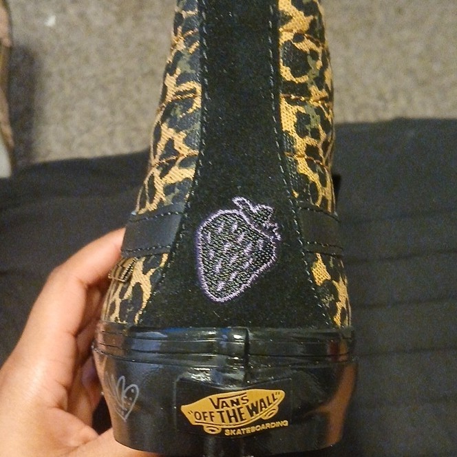 Cher Strauberry vans