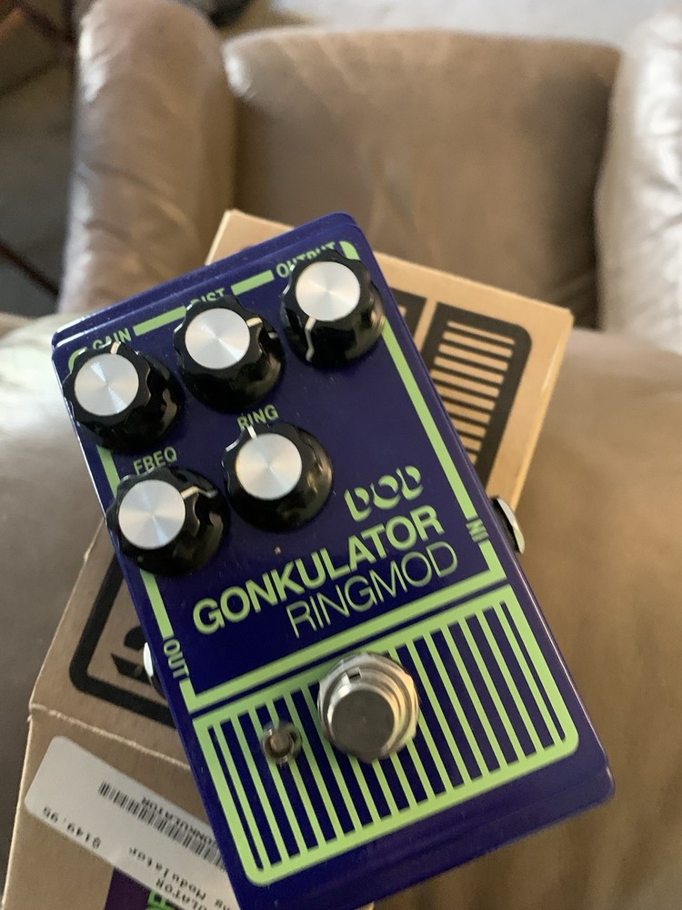 DOD Gonkulator Ring Modulator Blue Guitar Effect Pedal