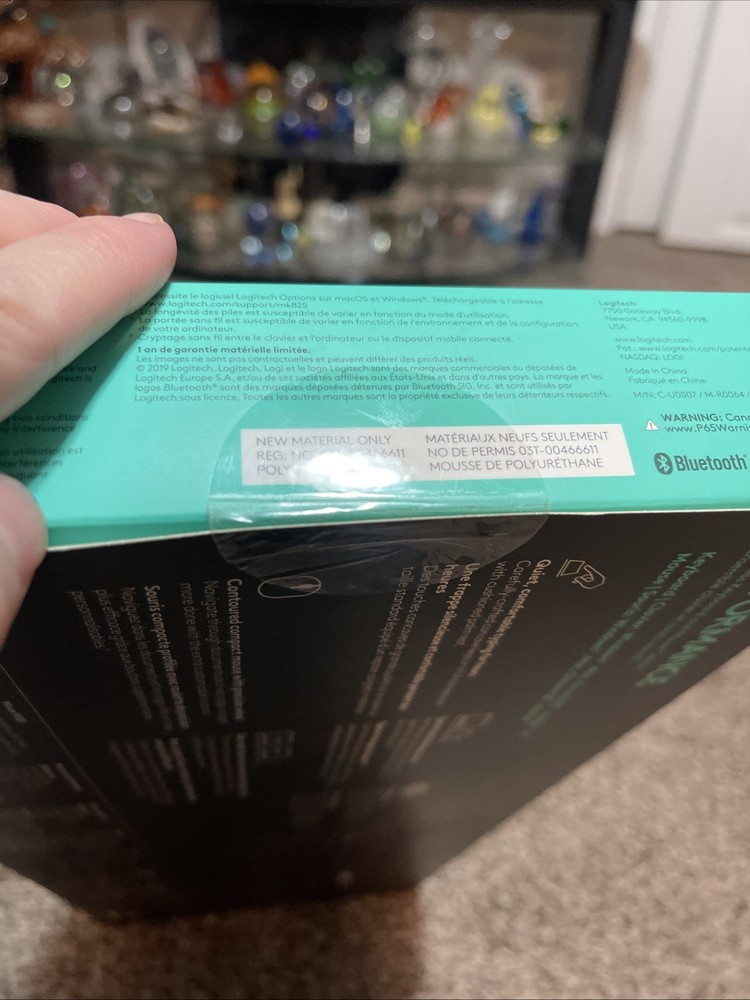 NEW/SEALED! Logitech MK825 Performance Wireless Mouse and Keyboard Combo