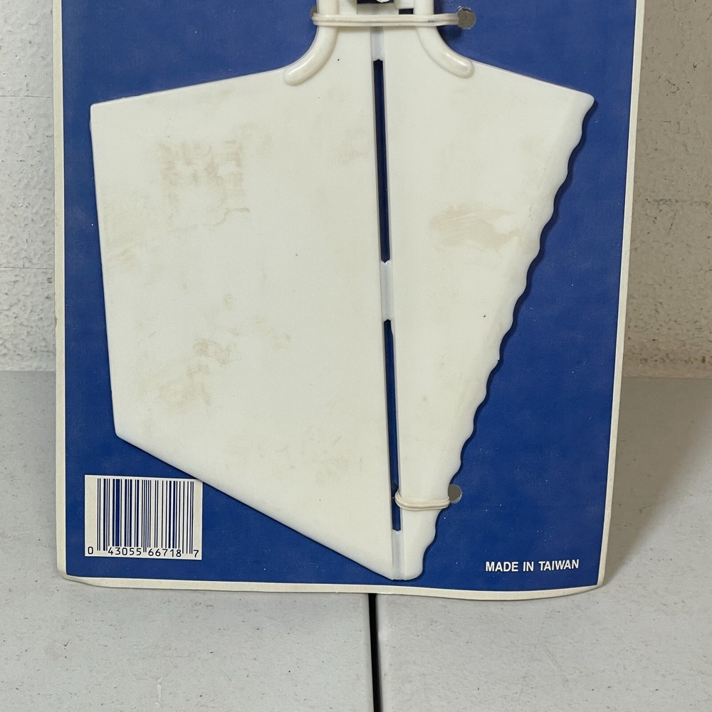 Vintage Cake Retro Slicer and Server Original Packaging