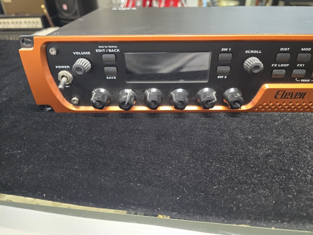 AVID - ELEVEN RACK | Guitar Effect and Interface Tested