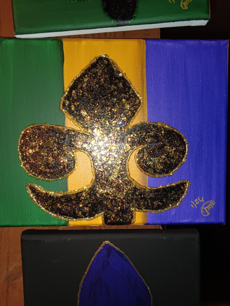 Handmade Handpainted Fleur-de-lis Eiffel Tower Bow Canvas Art, Various Colors