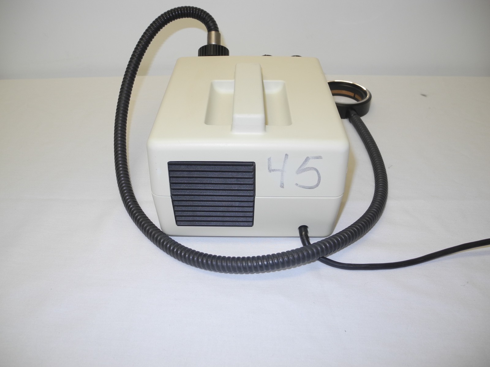 LEICA SCHOTT KL-1500 HALOGEN FIBER OPTIC LIGHT SOURCE W/ MICROSCOPE LIGHT RING