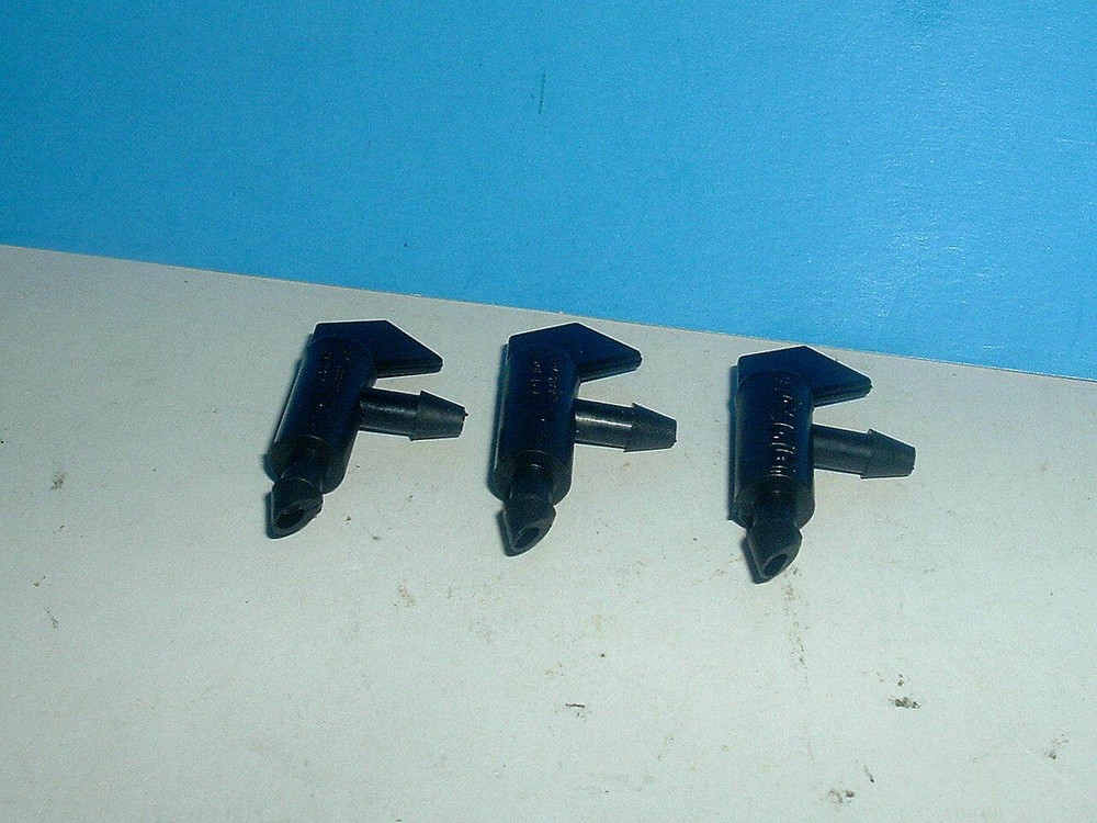 3 TORO DBK16 E2 FLAG EMITTERS