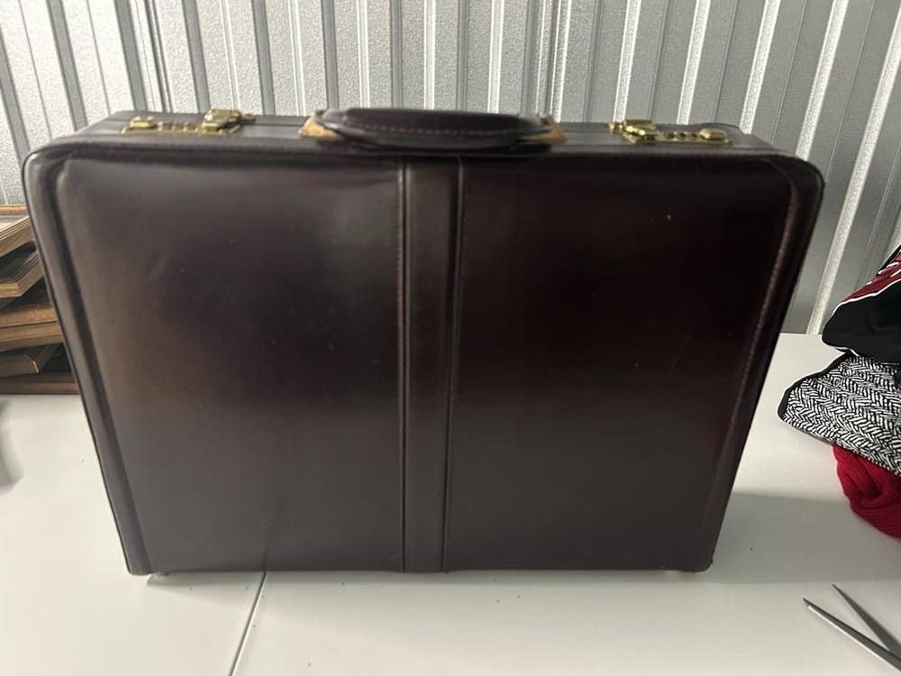 Heritage Burgundy Expandable Leather Attache Locking Combination Briefcase