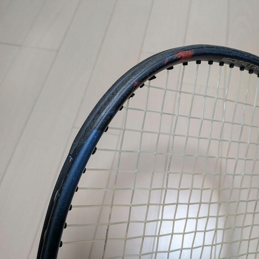 YONEX VCORE PRO 97 Tennis Racket