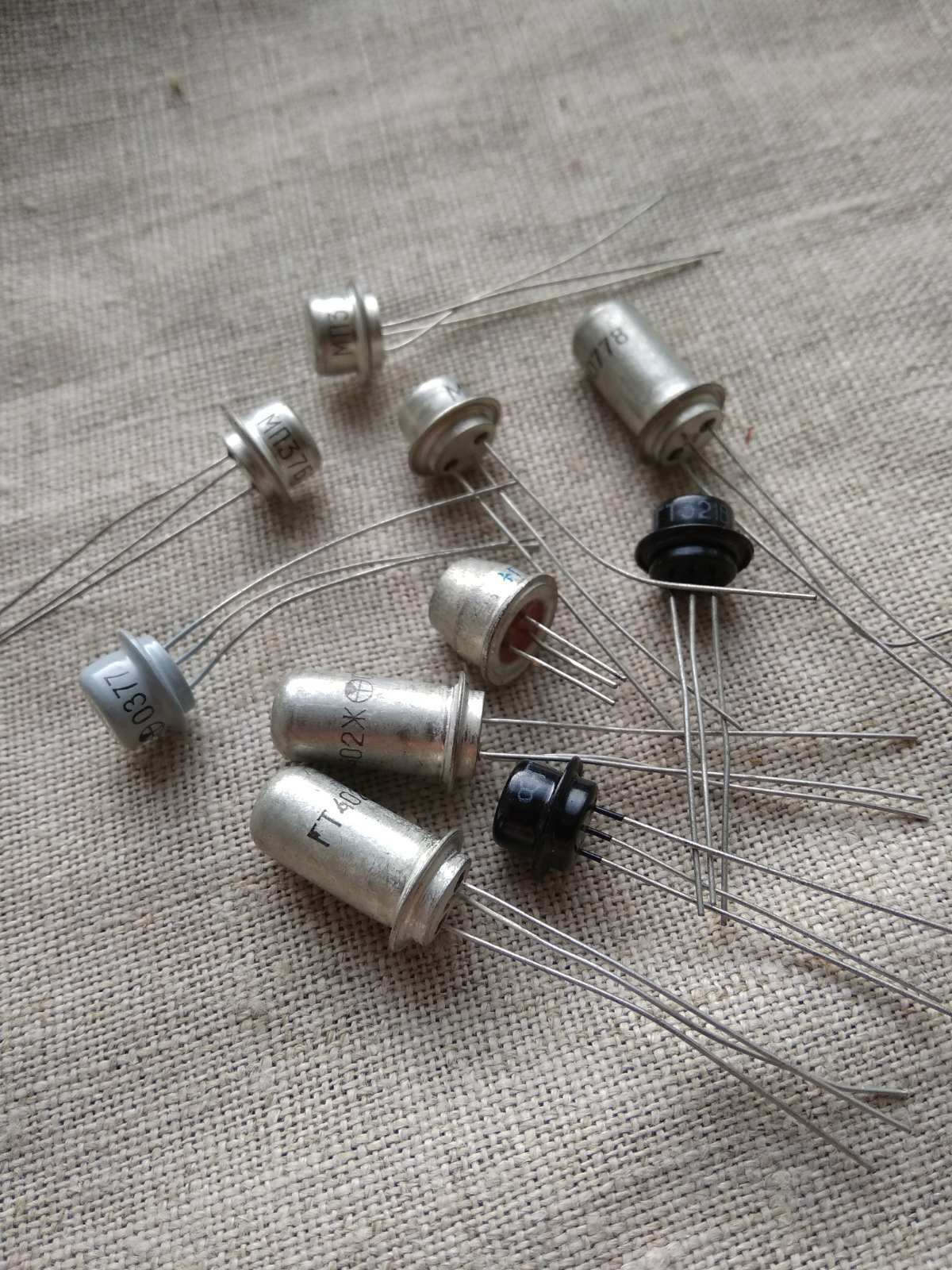 GT402 GT308 GT404 GT305 1TM305 Germanium Transistors for Fuzz Face Guitar pedal