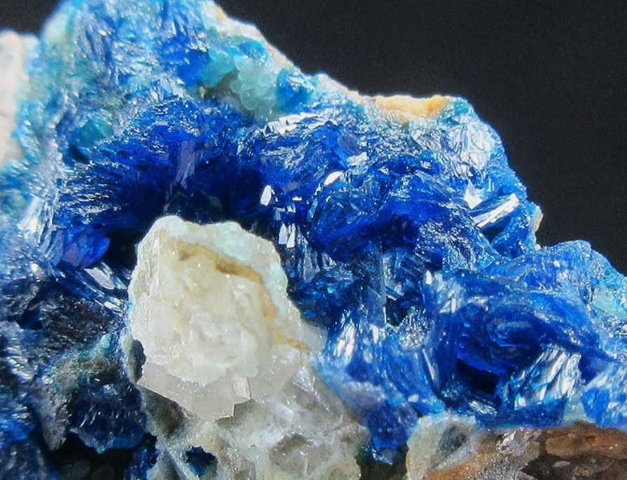 Rare Blue Veszelyite and Hemimorphite on Quartz Dongchuan District Yunnan