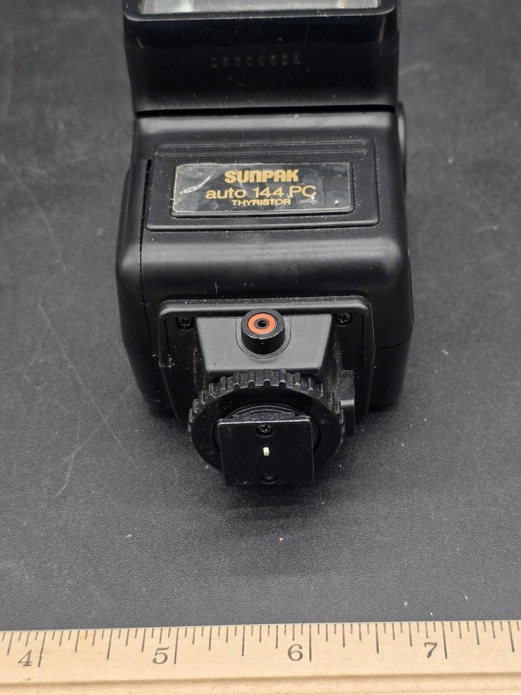 Sunpak Auto 144 PC Flash (M5)