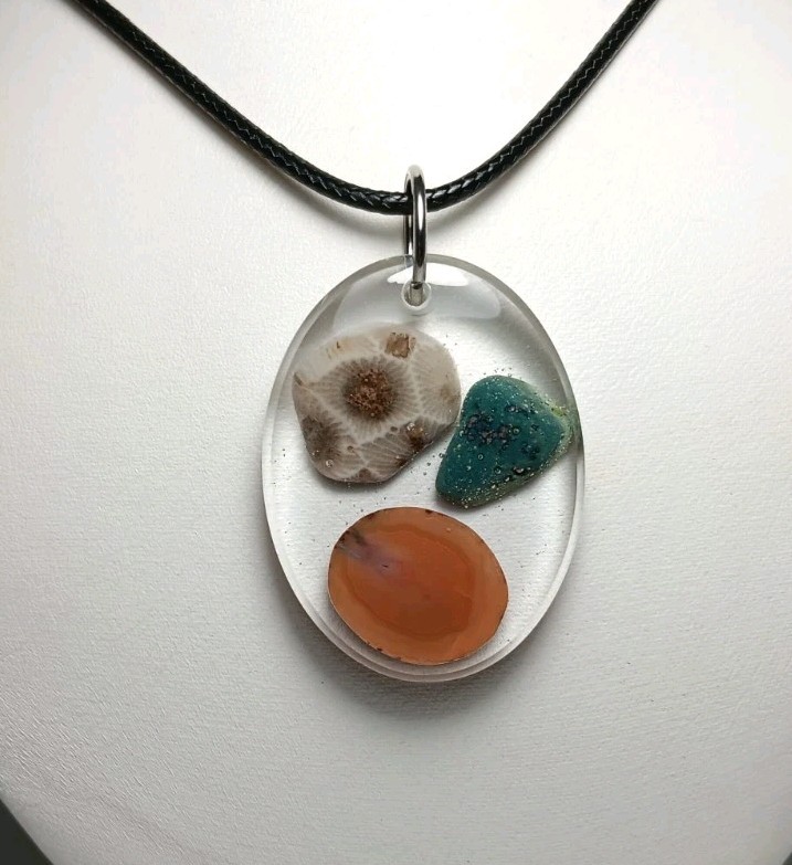 Michigan Petoskey Stone, Agate & Leland Blue Resin Pendant Necklace 22"