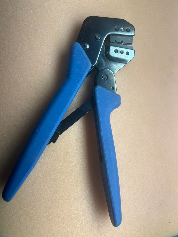 AMP H-0609 Crimping Tool w/58448-2 Die