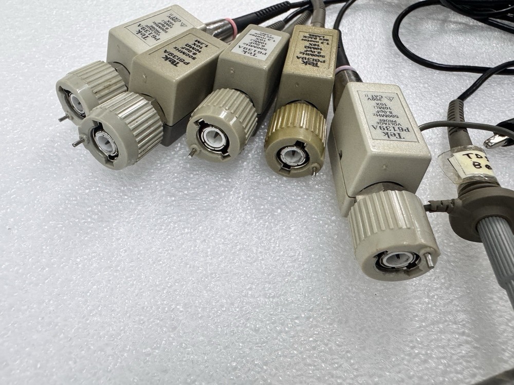 Tektronix Tek P6139A Voltage Probe x 5