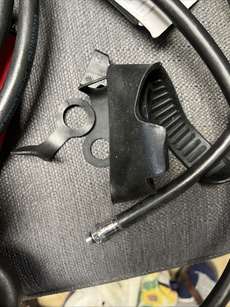 Oceanic Datamax Pro Air Scuba Dive Computer Console With Dive Bag & Regulators