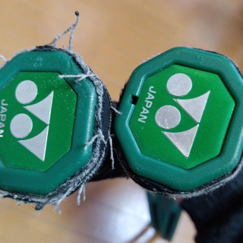 2 Set Yonex YONEX VCORE Pro 100