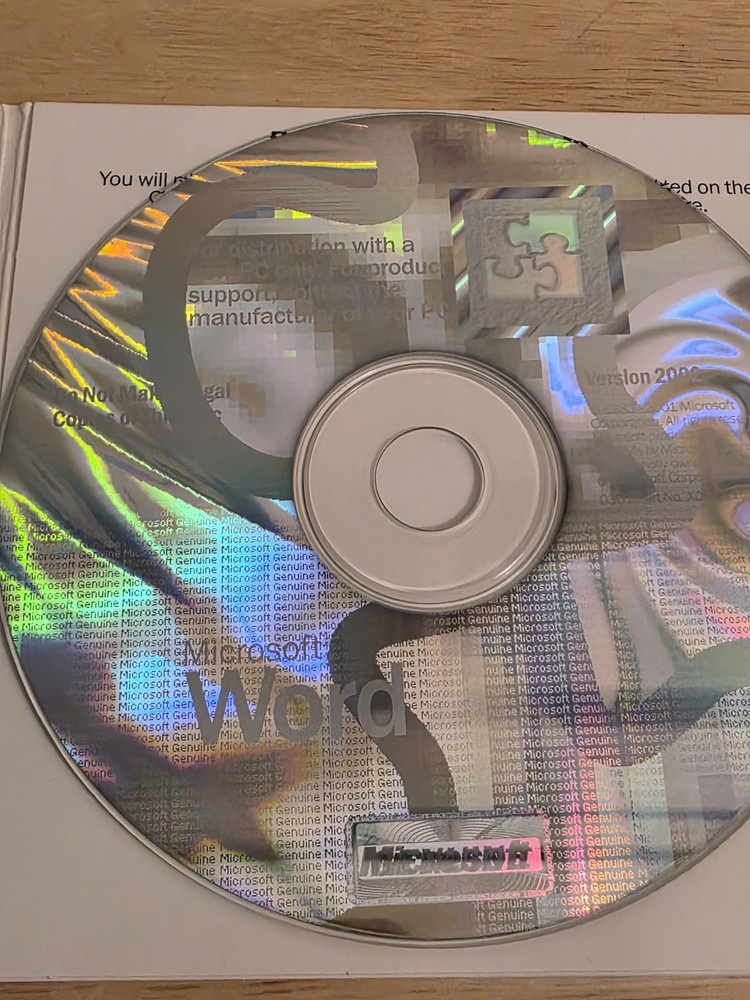 Sony Microsoft WORD 2002 DISC WITH CODE VERY GOOD CONDITION