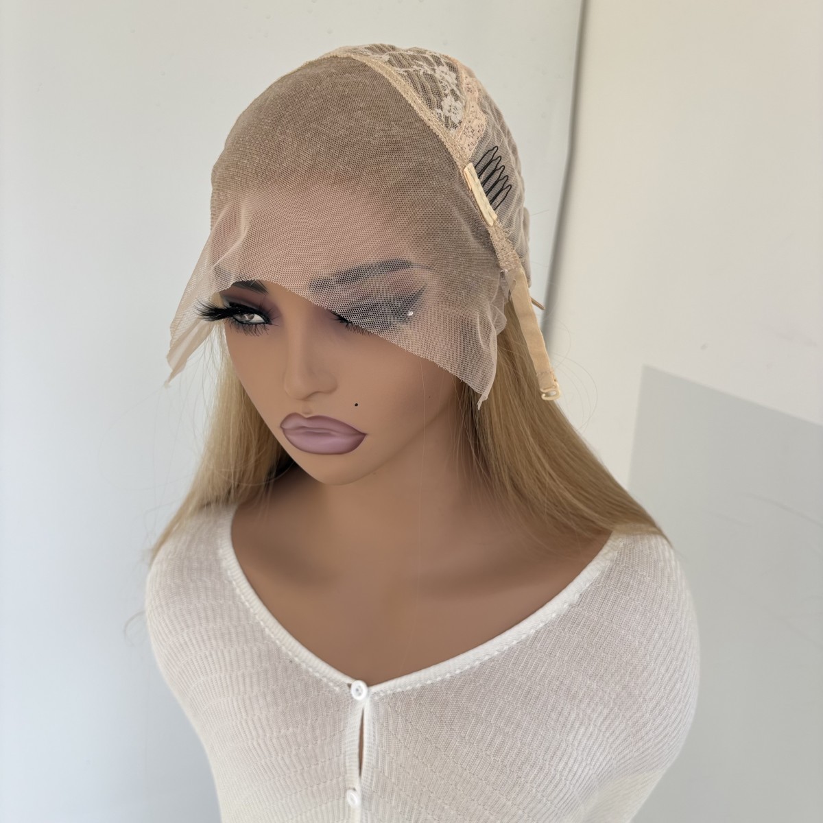 Heat Resistant Synthetic Hair Long Straight Honey blonde HD Lace Front Wig