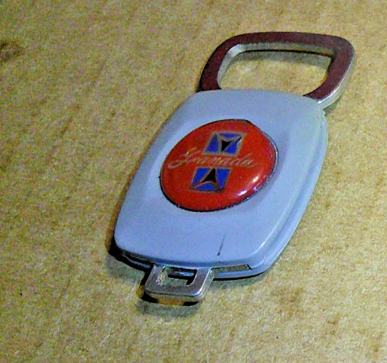 three original vintage auto keychains GRANADA.................A