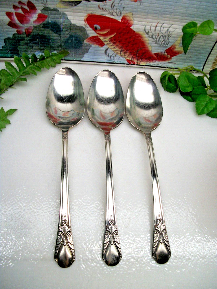 3  International  Rogers  AVALON  Cabin  Silverplate  Solid Serving Spoons  1940