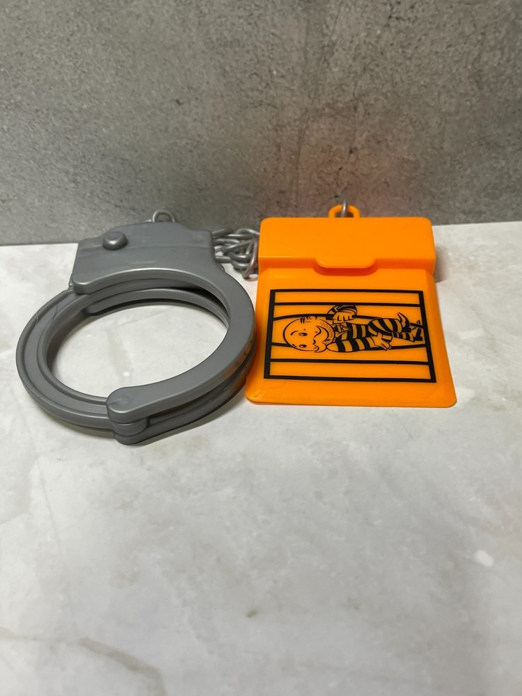 2017 Monopoly Cheater's Edition - Replacement Handcuff
