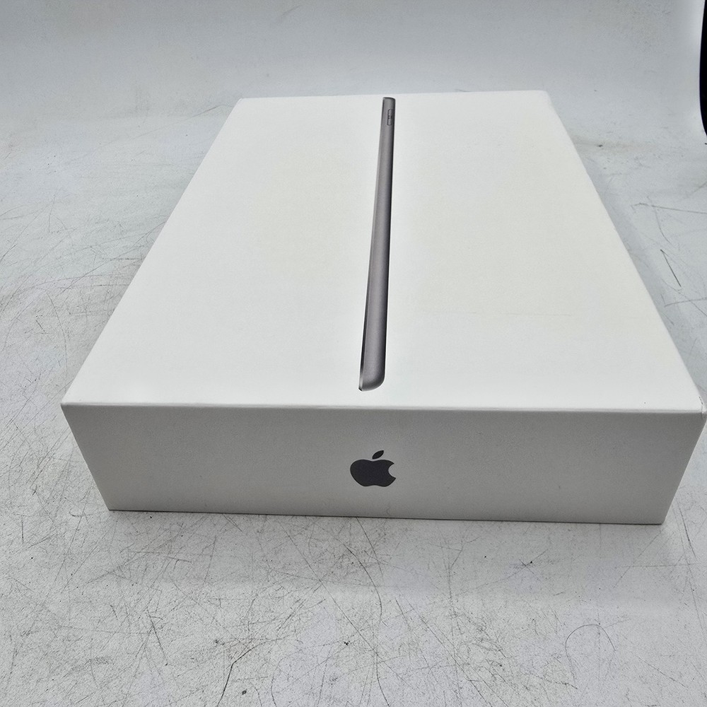 EMPTY BOX ONLY iPad 64GB 10.2” Silver 9th Generation Wifi Cellular Tablet Box