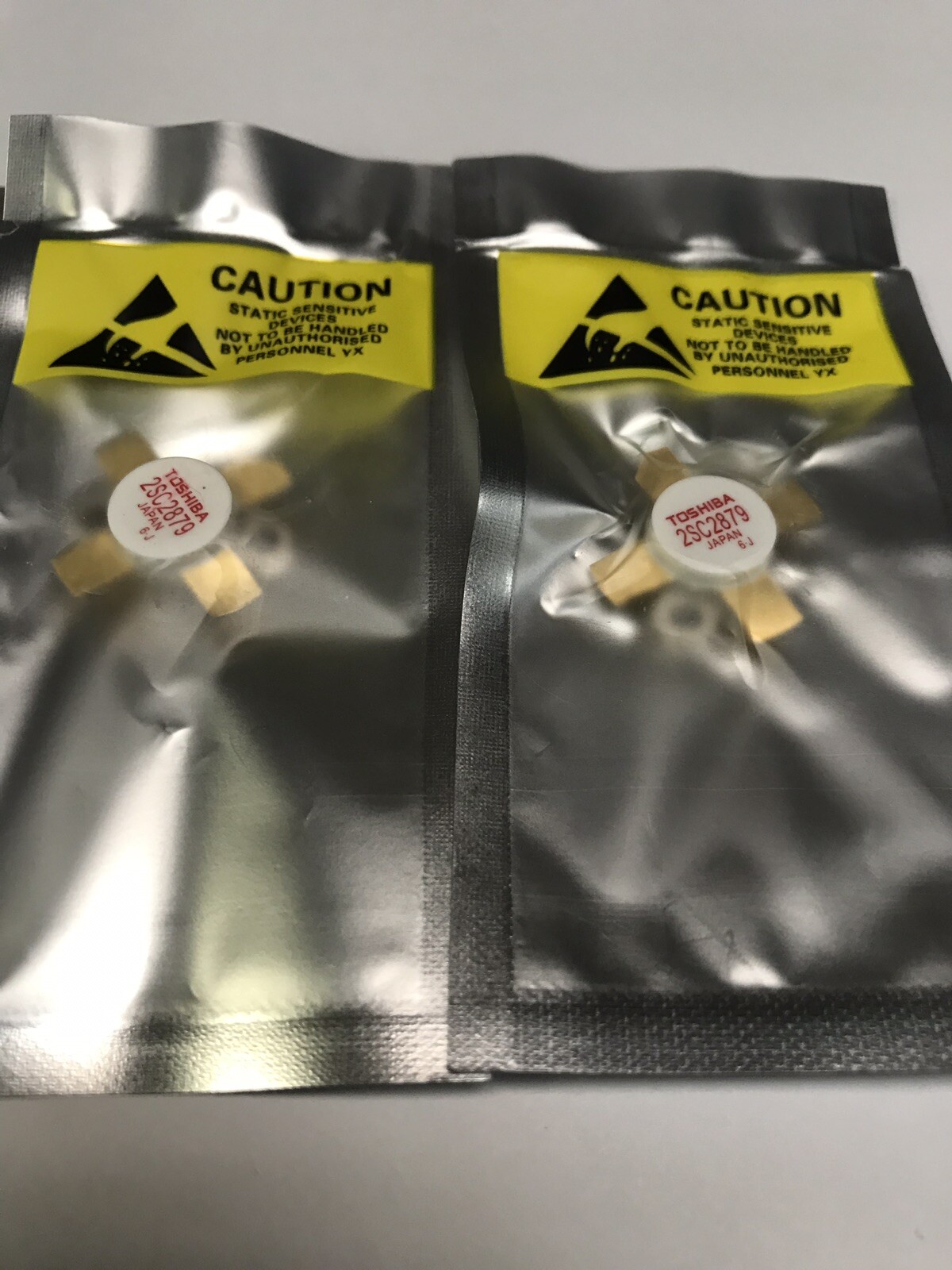 USA SELLER! 2 PCS TOSHIBA 2SC2879 C2879 semiconductor Super FAST SHIP! NY Seller