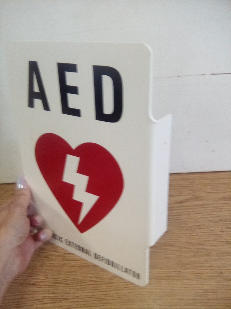 AED 7" X 10" Plastic Sign