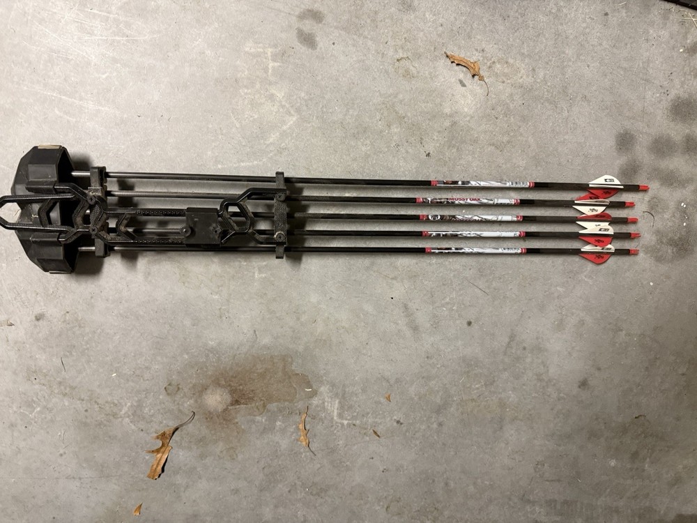 Bear Archery Salute Compound Bow